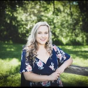 Meet your Posher, Caroline